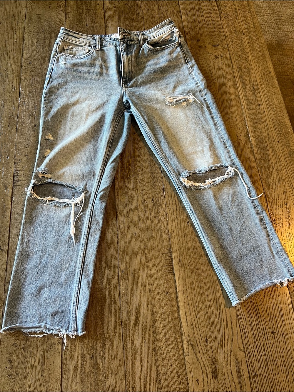 VERVET Size 28 Distressed Light Wash Straight Leg Jeans